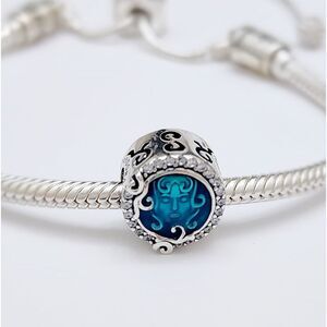 Pandora Disney Haunted Mansion Madame Leota Charm
